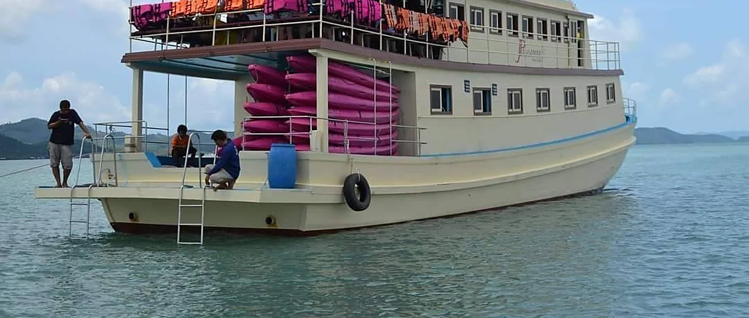 James Bond Island (Big Boat) + Sea Canoe + Lunch on Board + National Park Fee + SIC Transfer (Patong area)