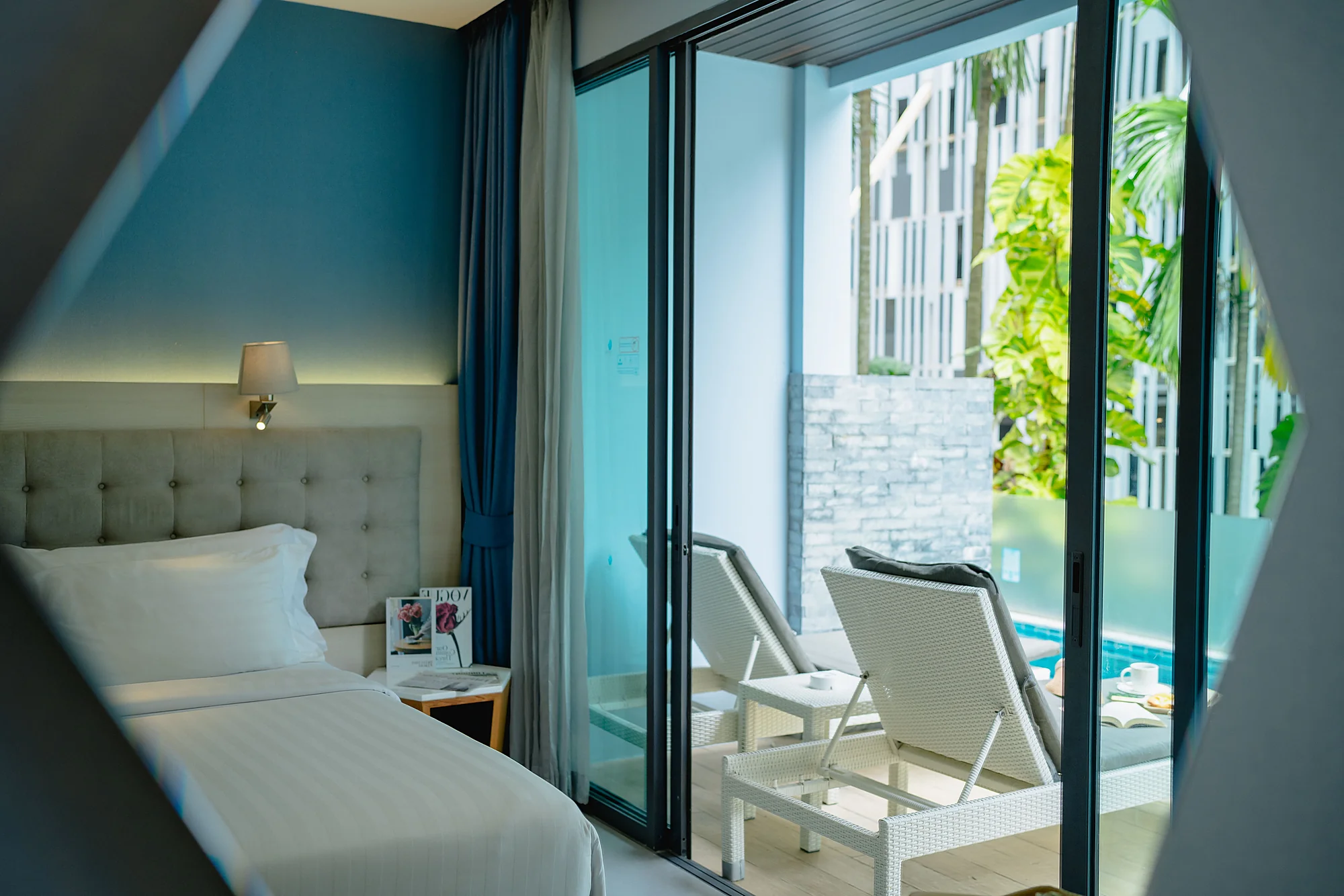 Deluxe Pool Facing Room with breakfast photo 3
