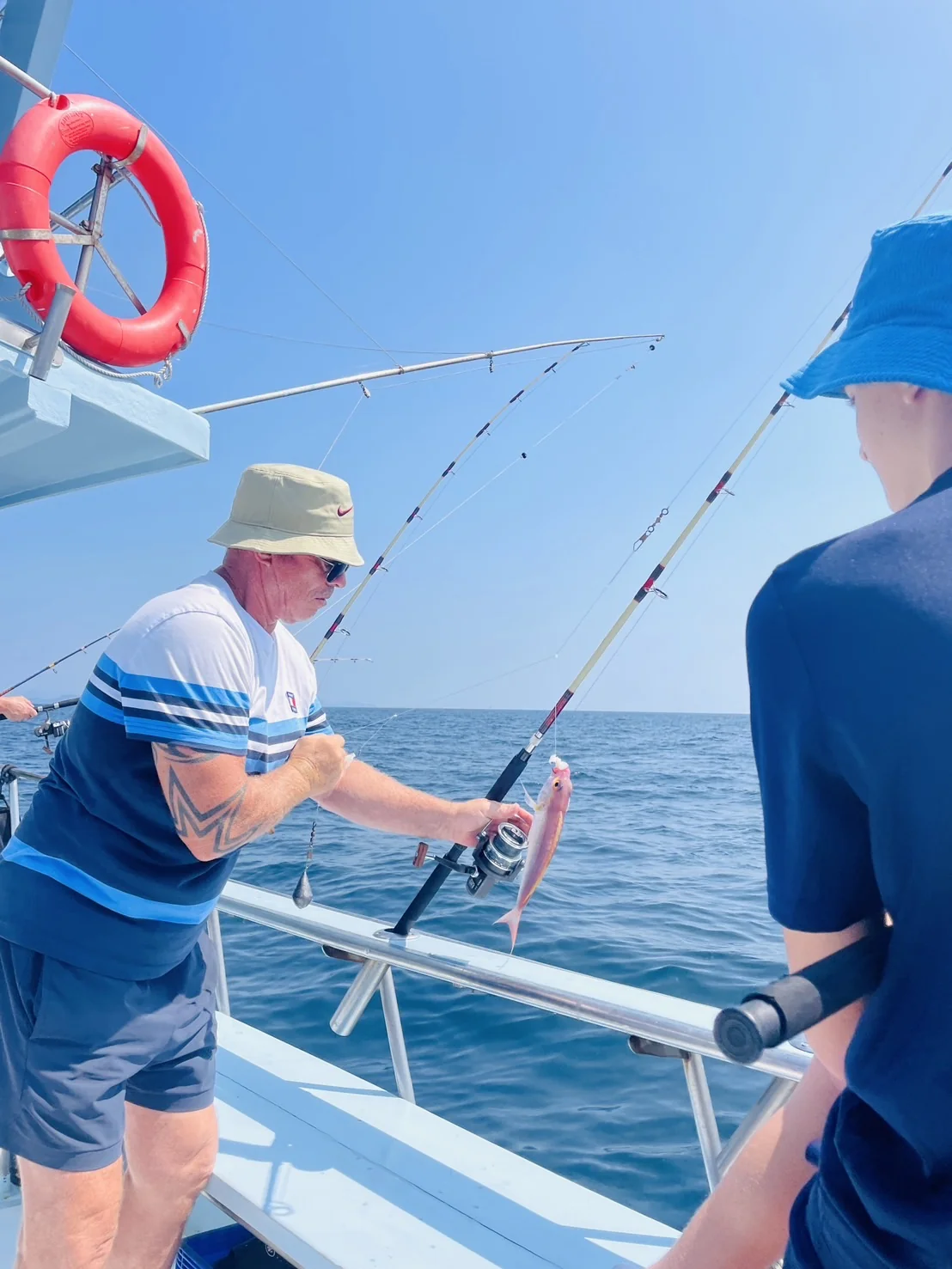Full Day Big Game Fishing (Trolling & Spinning) + Lunch board + Transfer — image 13