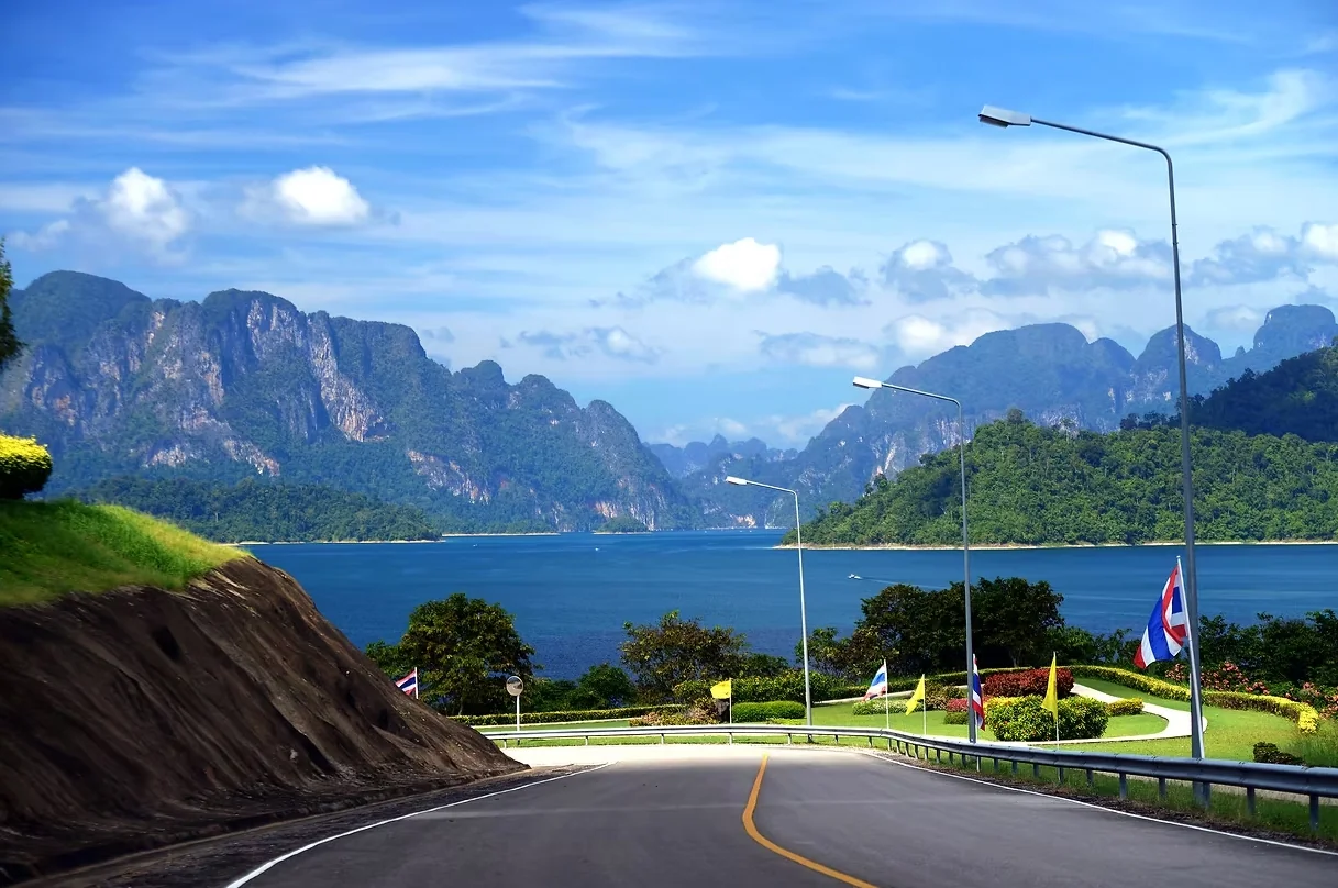 Khao Sok - Cheow Lan Lake (1 Day Tour) + Lunch + National Park Fee + SIC Transfer  — image 3
