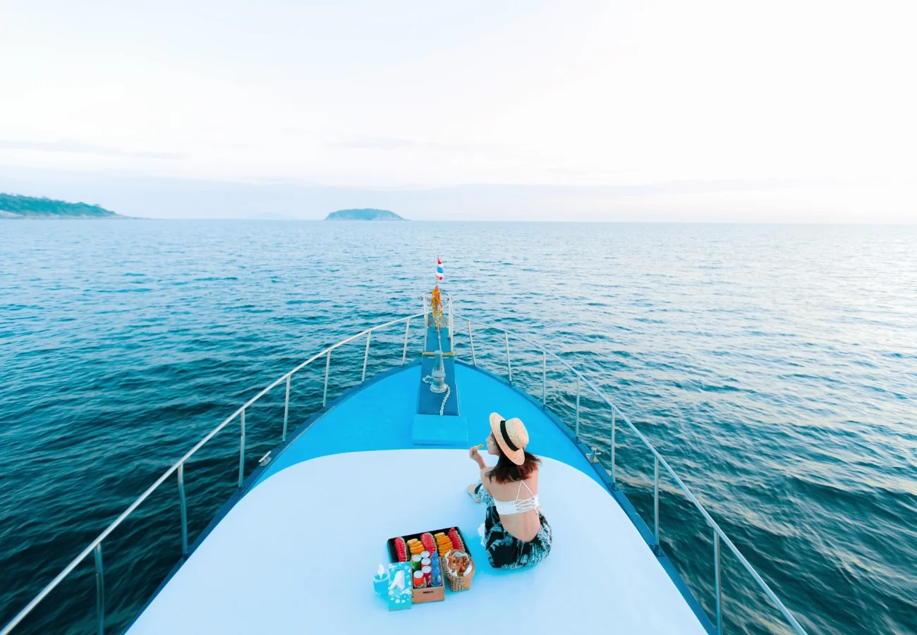 Full Day Big Game Fishing (Trolling & Spinning) + Lunch board + Transfer — image 2