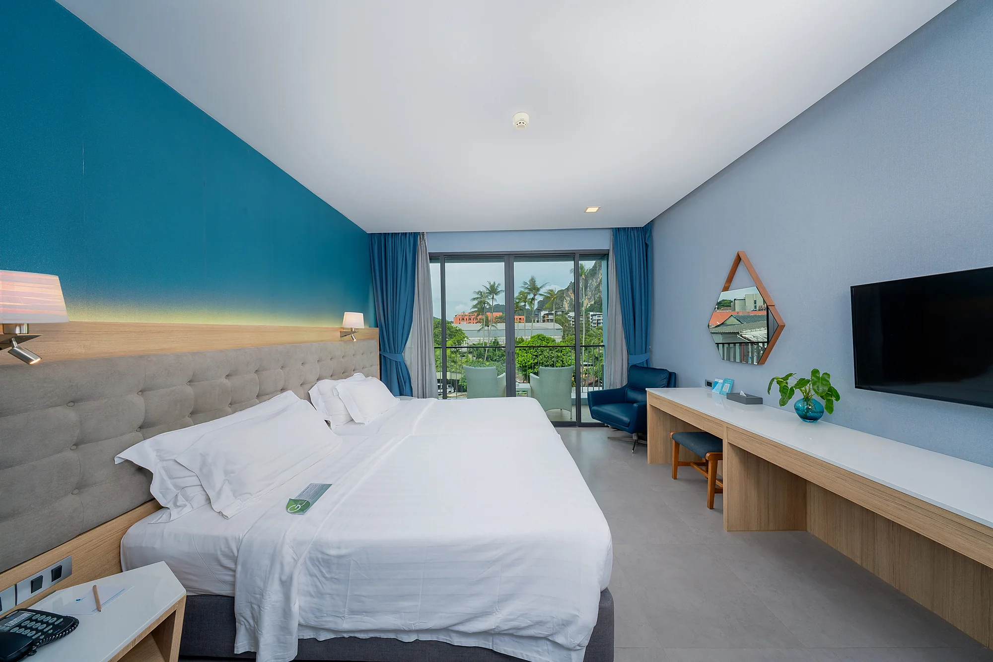 Deluxe Room with breakfast photo 5