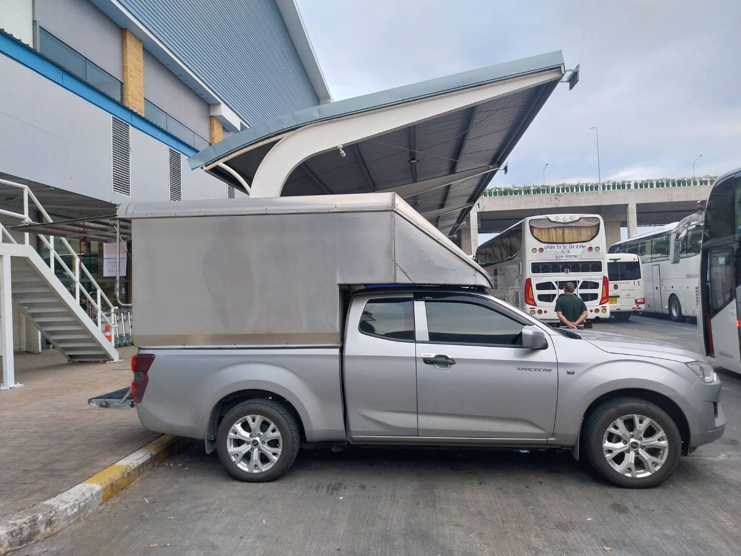 Luggage Truck