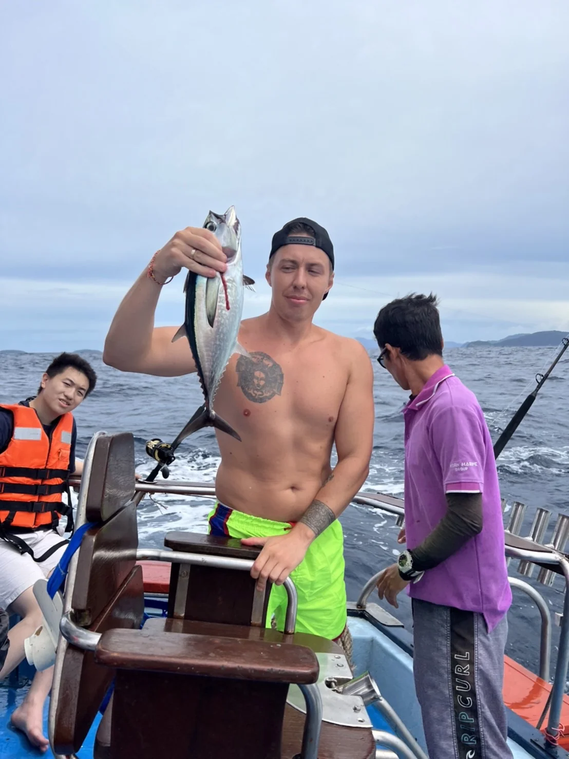 Full Day Big Game Fishing (Trolling & Spinning) + Lunch board + Transfer — image 39