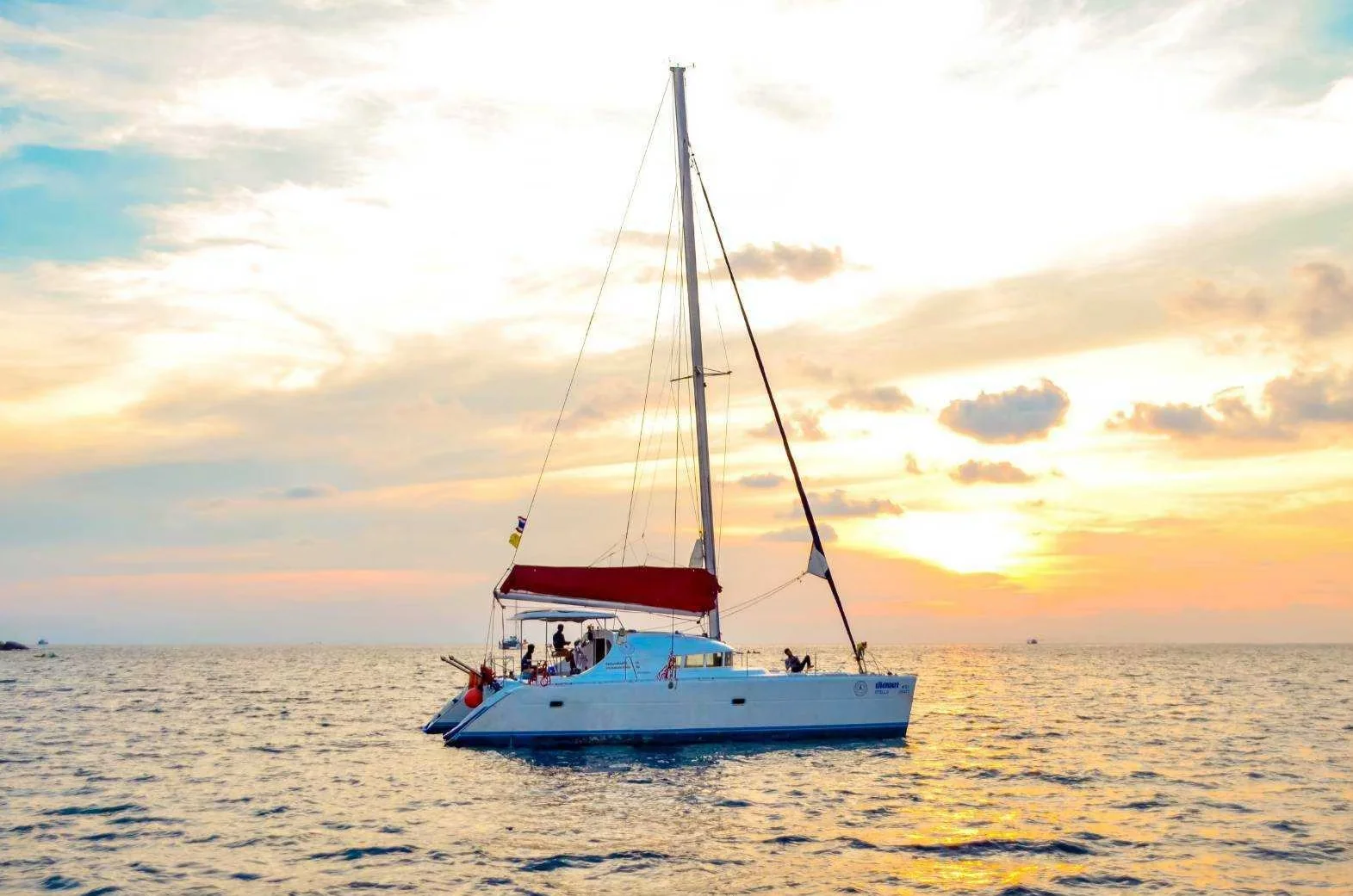 Sunset Dinner - by Catamaran Yacht + Dinner + SIC Transfer — image 12
