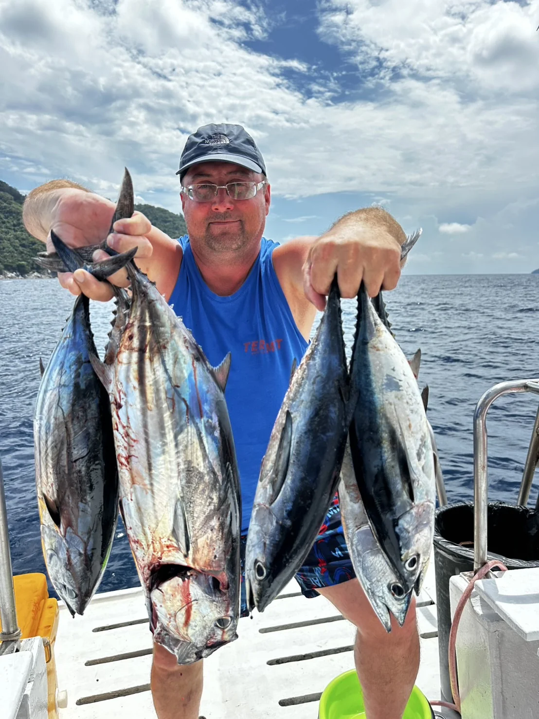 Full Day Big Game Fishing (Trolling & Spinning) + Lunch board + Transfer — image 9