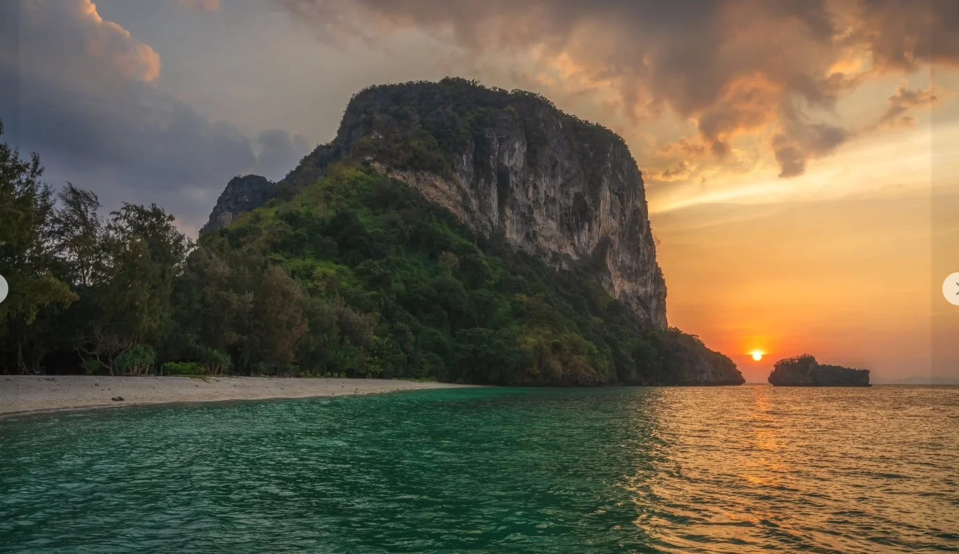 7 Island Sunset (Speed Boat) — image 1