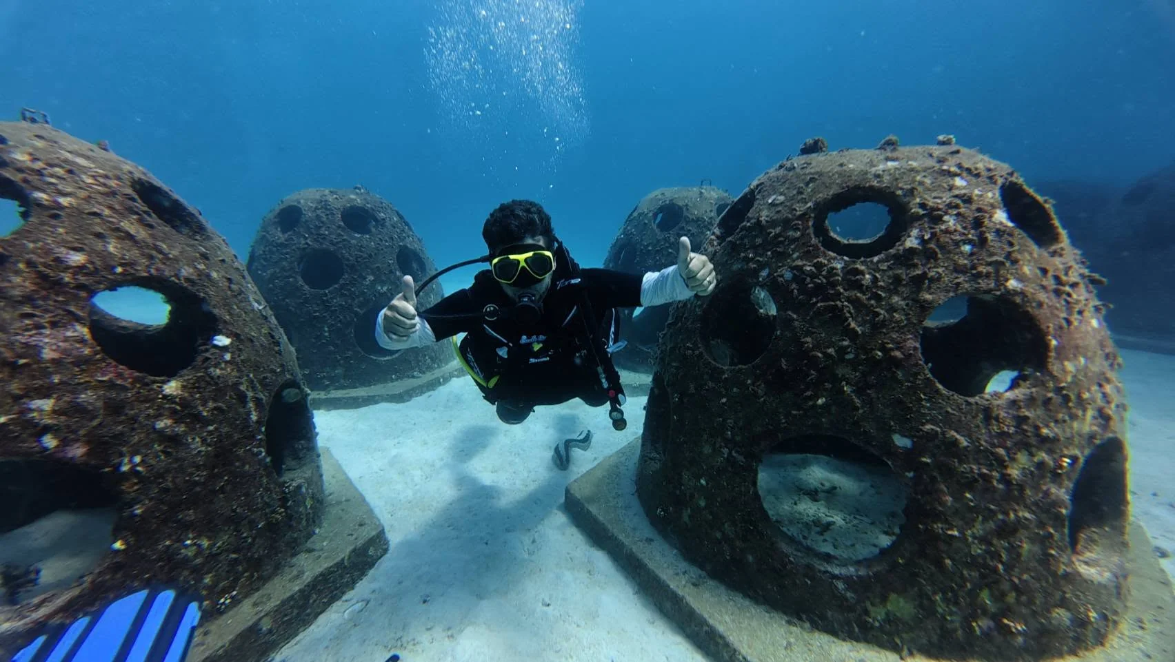 Scuba Diving (Racha Yai Island) - 1  Full Day Trip (For Non Diver) — image 2