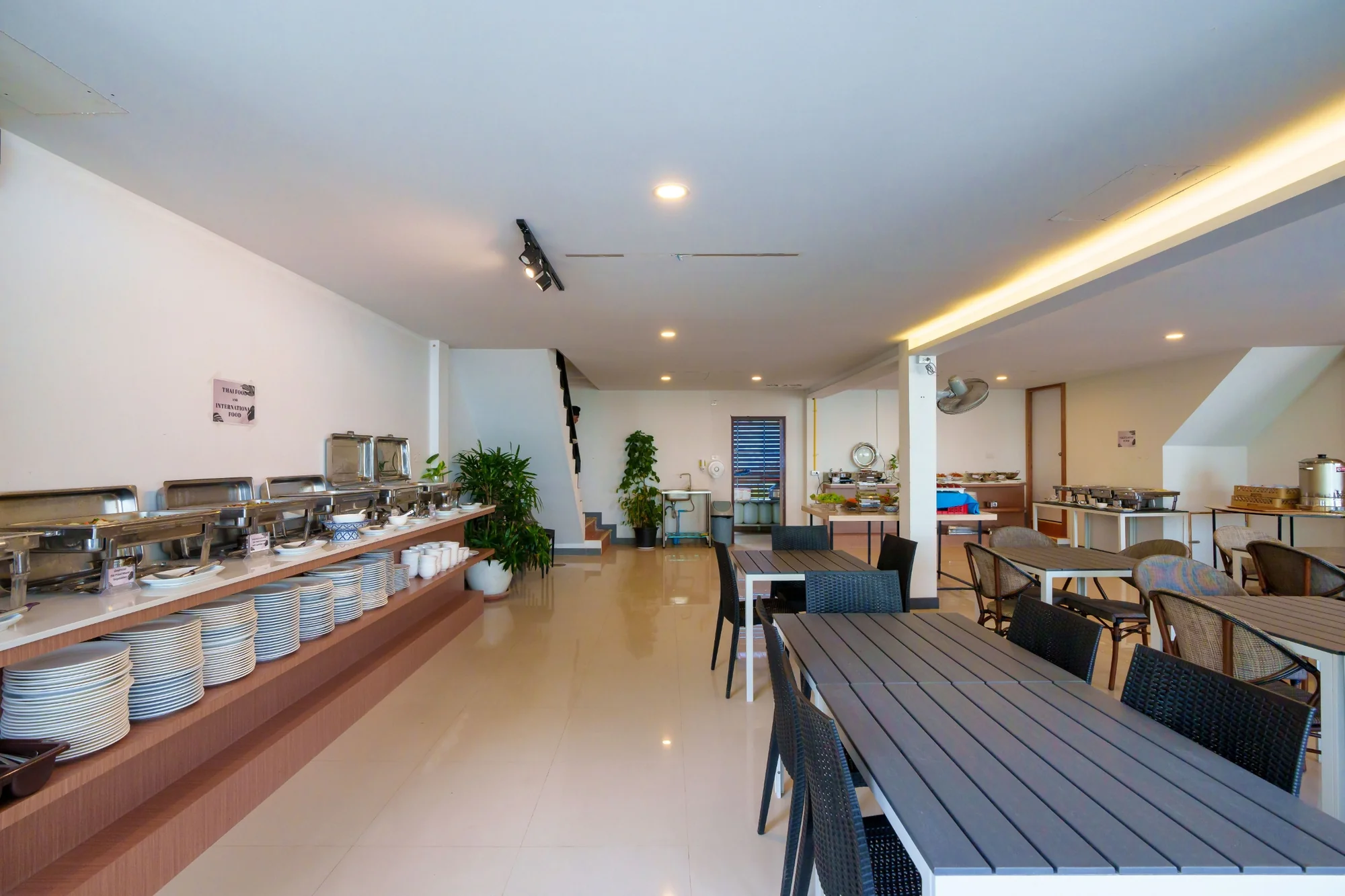 Phi Phi Island Tour (Big Boat) + Lunch + Shared Transfer (Silver Seat) - (Exclude National Park Fee) — image 2