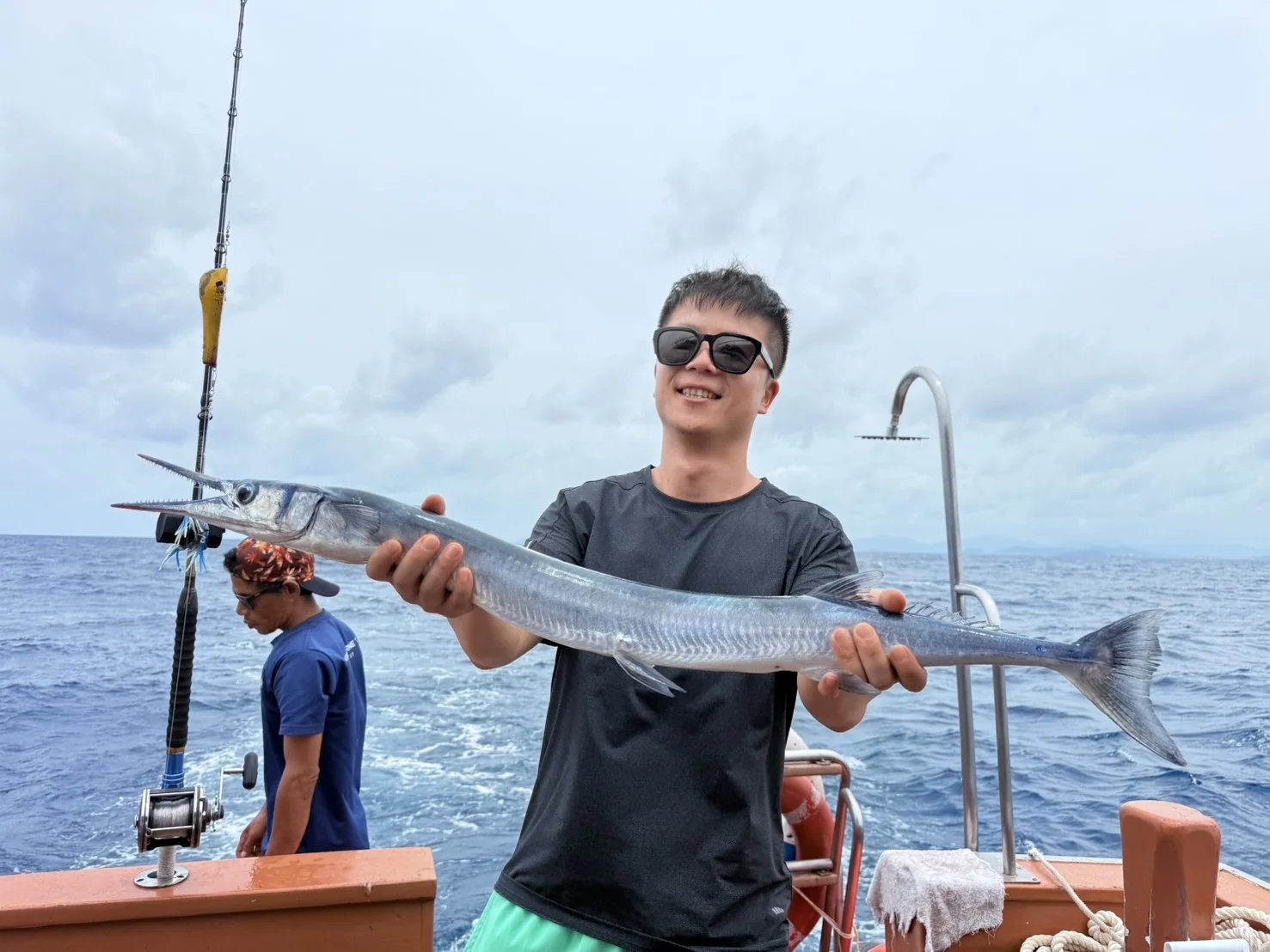 Full Day Big Game Fishing (Trolling & Spinning) + Lunch board + Transfer — image 12