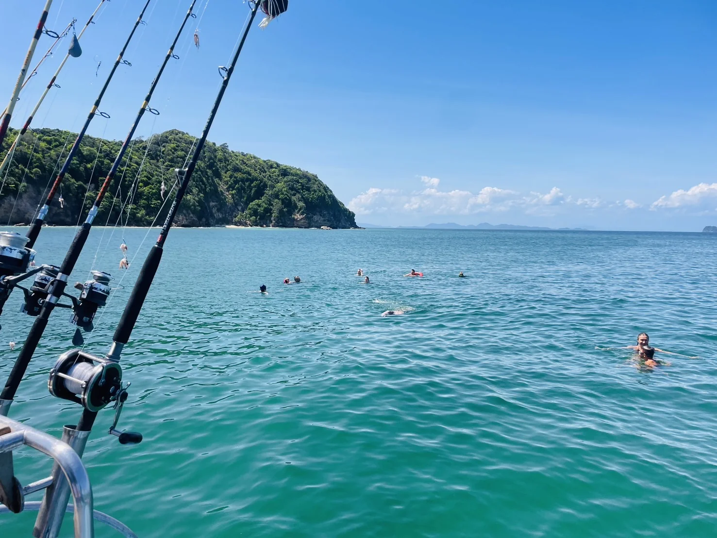 Full Day Big Game Fishing (Trolling & Spinning) + Lunch board + Transfer — image 15
