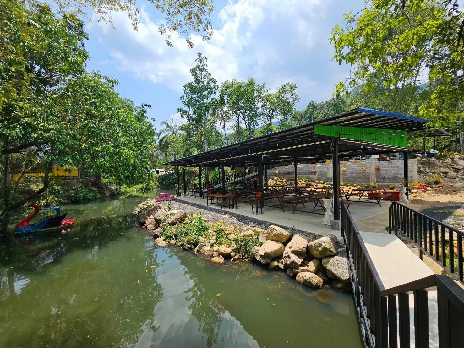 White Water Rafting 5.5 Km. + Elephant Trek 30 mins. + Waterfall + Lunch + Transfer — image 16