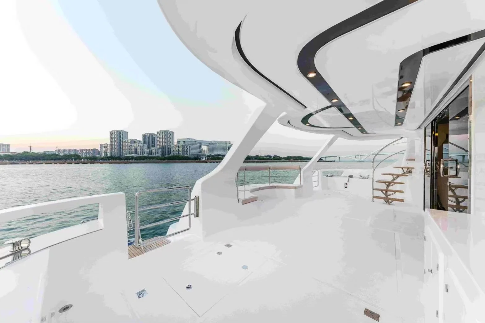Phi Phi Island + Maithon Island Tour - By Luxury Catamaran Yacht + Lunch + SIC Transfer — image 4