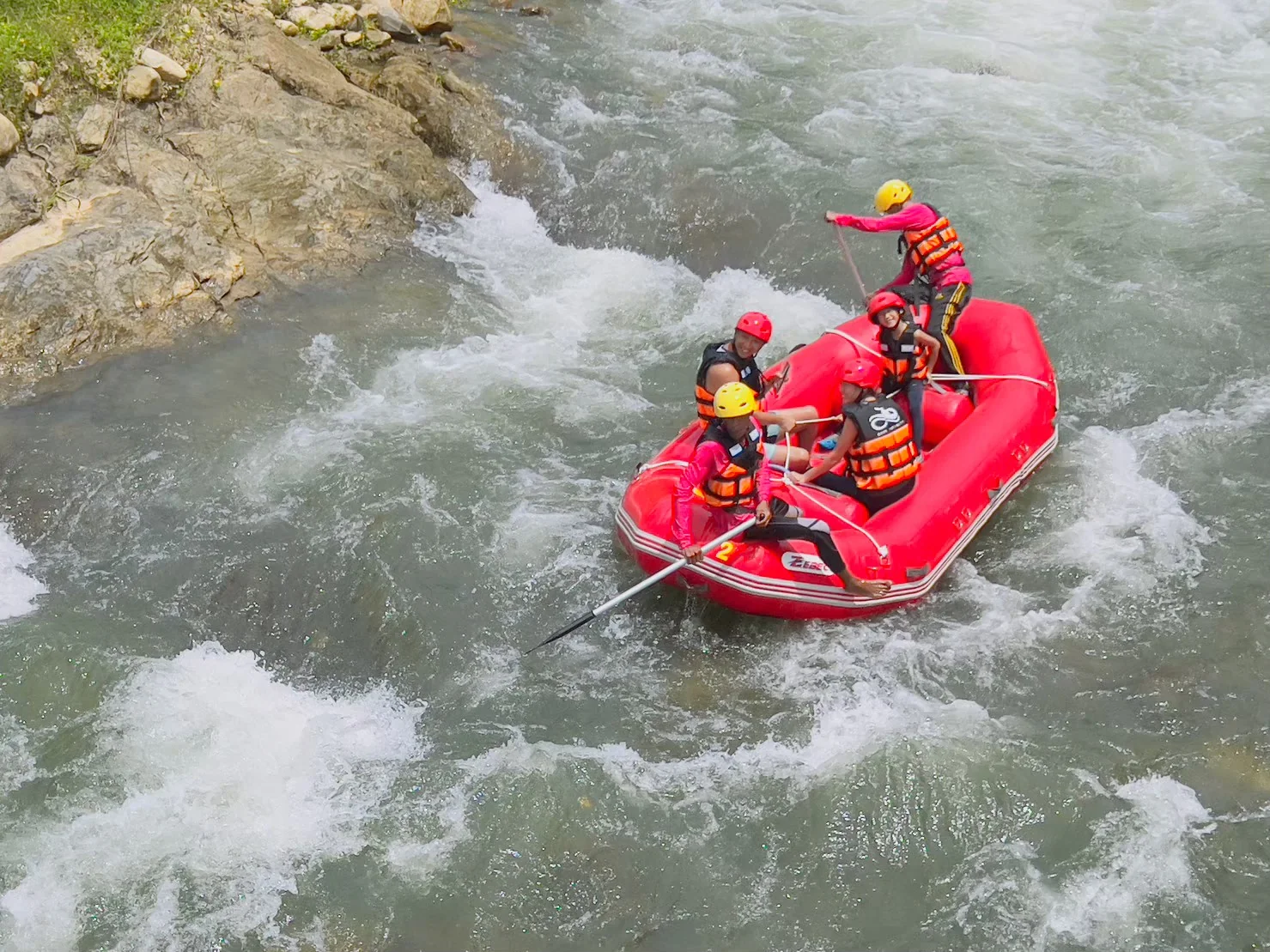 White Water Rating (5 Km.) + Lunch + Zipline + SIC Transfer — image 2