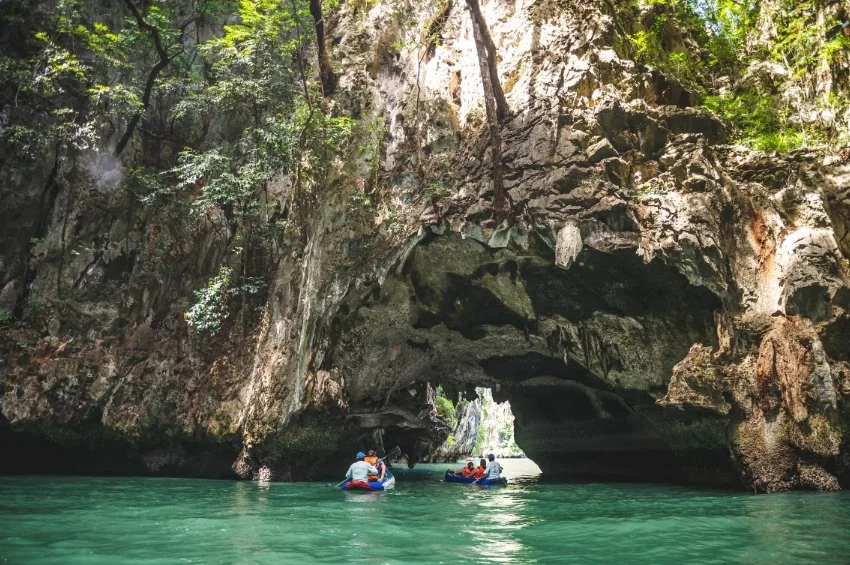 The Exclusive Trip James Bond Island by Seanery Catamaran (1st Floor) + Slider + Lunch + Dinner + Alcohol Shot + SIC Transfer (Include National Park Fee) — image 8