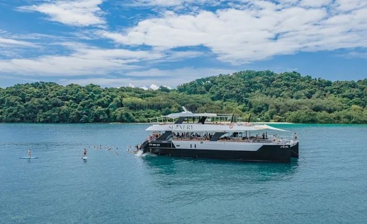 The Exclusive Trip James Bond Island by Seanery Catamaran (1st Floor) + Slider + Lunch + Dinner + Alcohol Shot + SIC Transfer (Include National Park Fee) — image 4