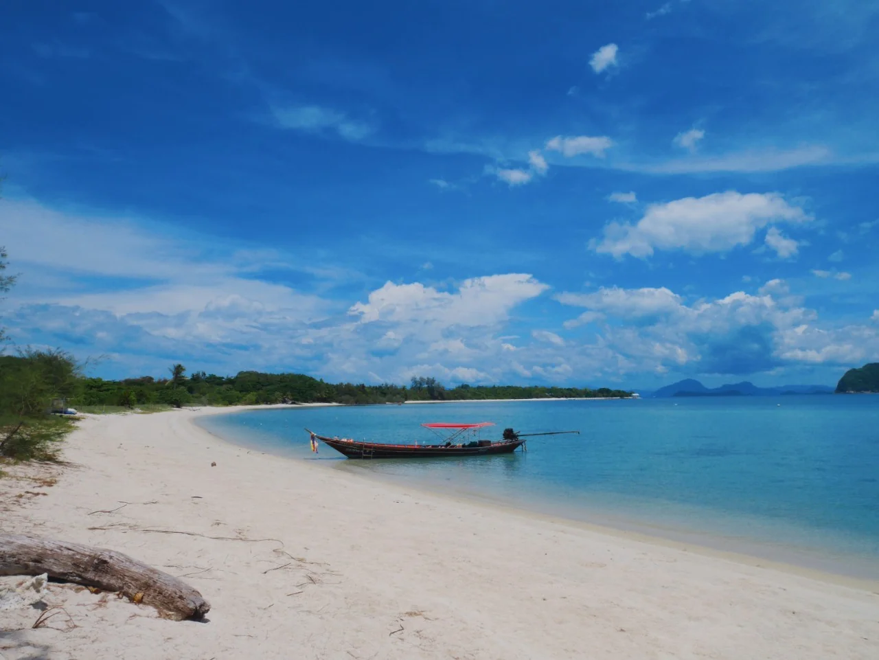 Luxury Longtail Boat (Private) - Koh Tan & Koh Mudsum  4 hours  (1-2 pax) (Exclude admission fee, Transfer) — image 6