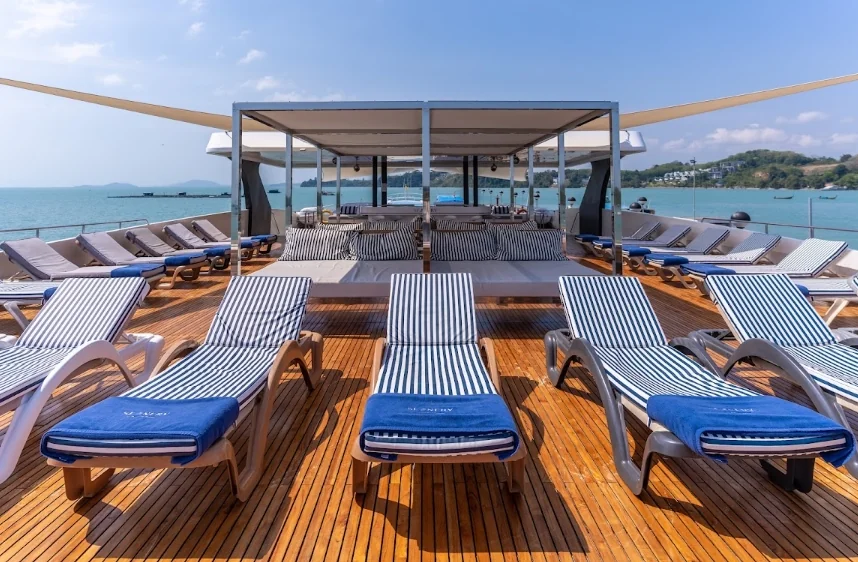 The Exclusive Trip James Bond Island by Seanery Catamaran (2nd Floor: Cabana-frontside, Sofa Bed-backside) 2-3 pax +Slider+ Lunch+Dinner+Alcohol Shot + DJ. + SIC Transfer (Include National Park Fee) — image 30