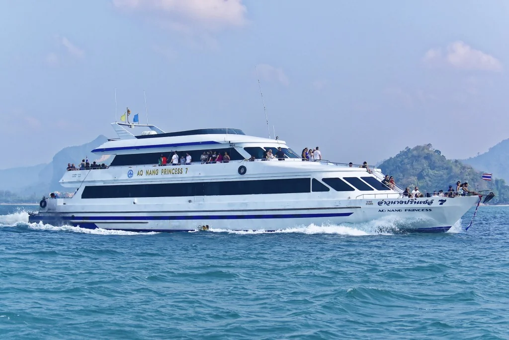 Ferry Transfer (SIC),  From Krabi (dept. 08:00) (Via Phi Phi Island) - to Phuket (arr. 17:00) + (SIC Transfer from & to hotel) — image 1