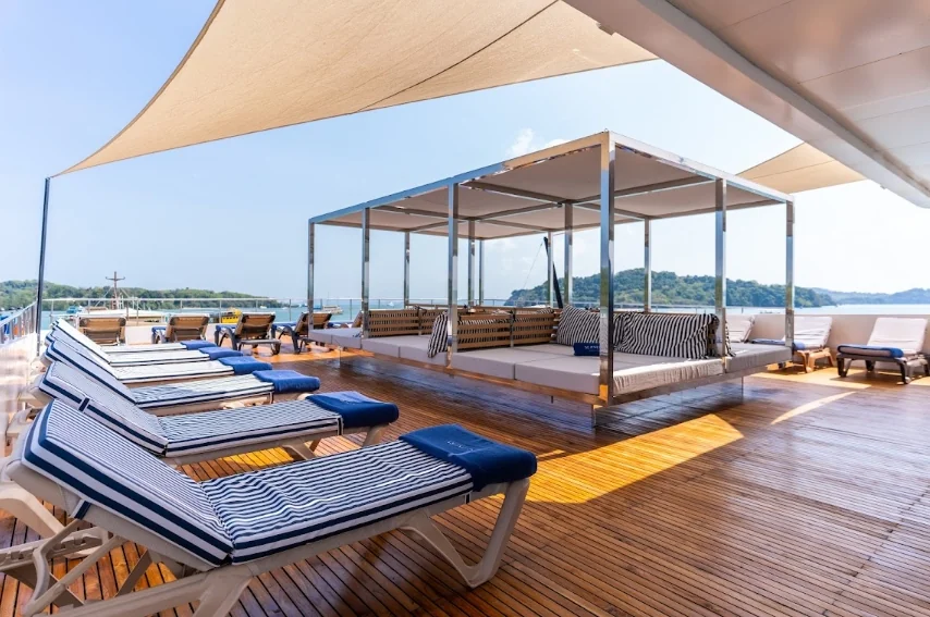 The Exclusive Trip James Bond Island by Seanery Catamaran (1st Floor) + Slider + Lunch + Dinner + Alcohol Shot + SIC Transfer (Include National Park Fee) — image 24
