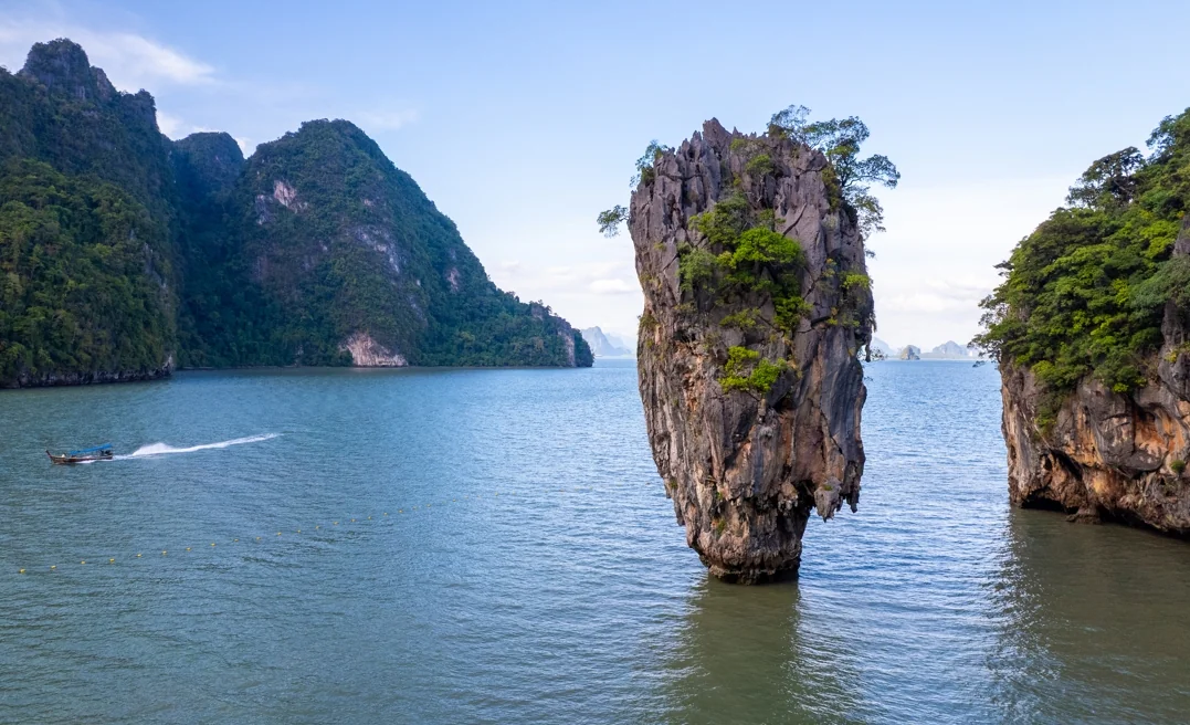 ๋James Bond Island - Panyee Floating Village by Speed Catamaran + Lunch + SIC Transfer (Include Park Fee) — image 11