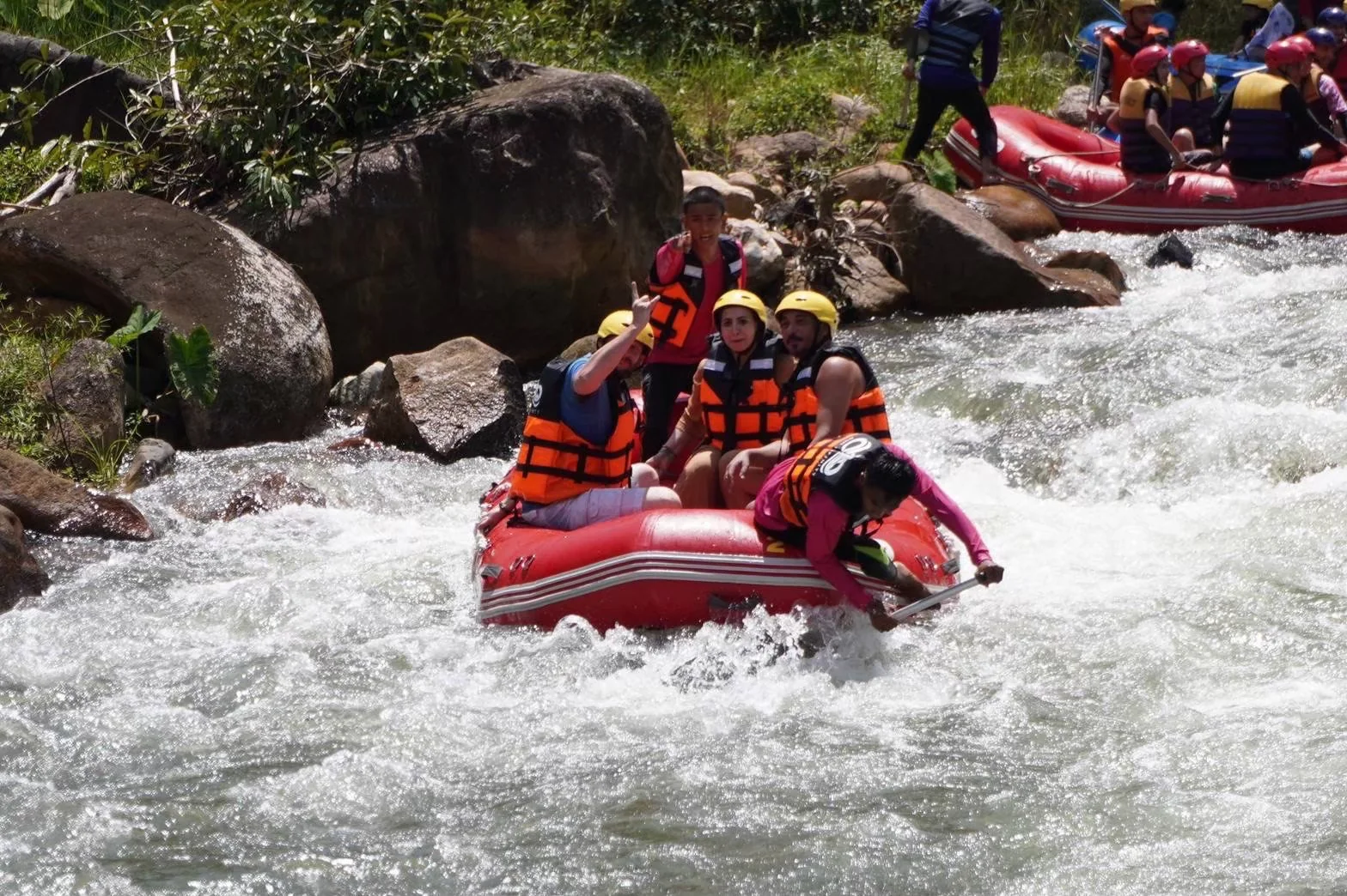White Water Rating (5 Km.) + Lunch + Zipline + SIC Transfer — image 12
