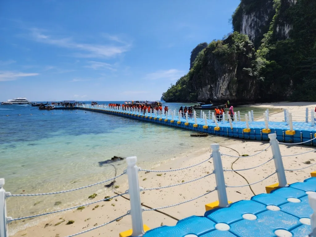 Hong Island Tour (Krabi) (Speed Boat) + Buffe Lunch + National Park Fee + SIC Transfer — image 2