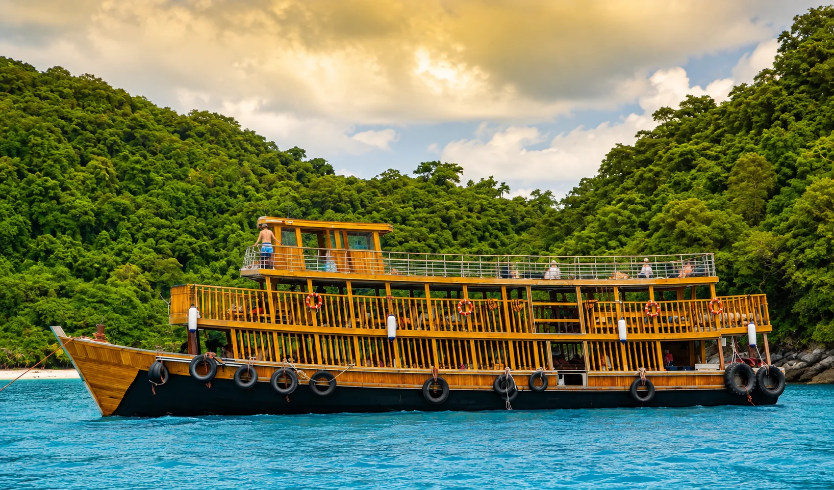 Angthong National Marine Park by Tour Boat (Big Boat) + Lunch + Kayaking + Transfer — image 11