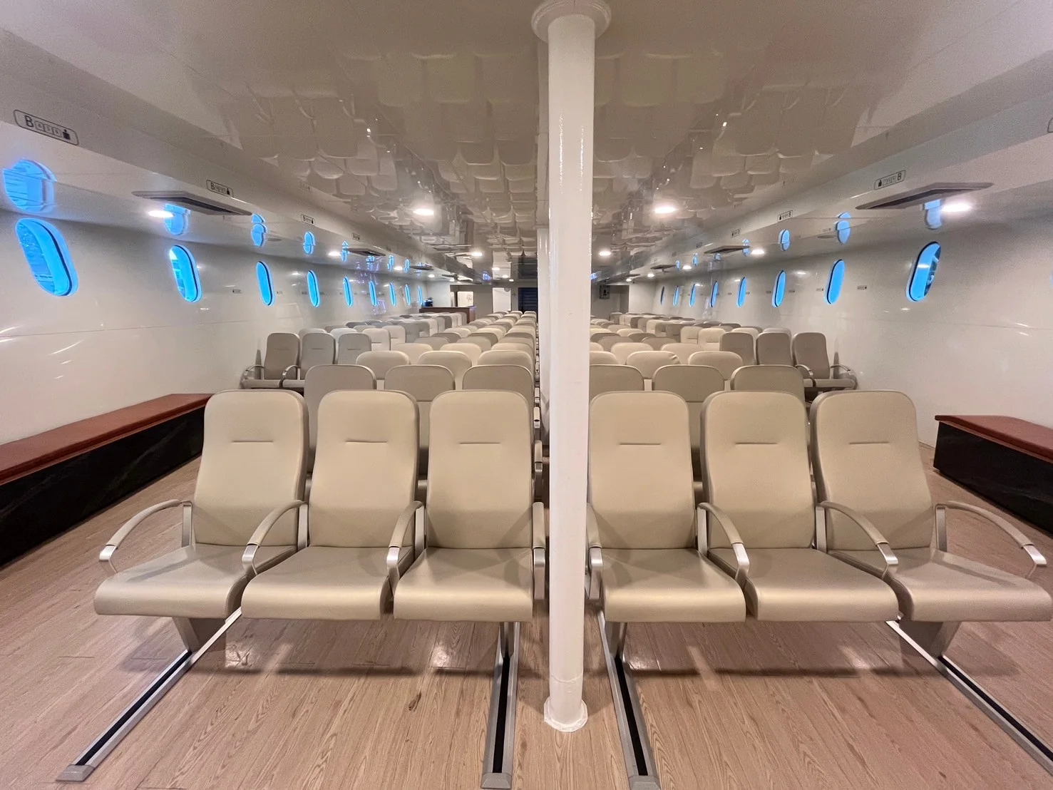 Phi Phi Island Tour (Big Boat) + Lunch + Shared Transfer (Silver Seat) - (Exclude National Park Fee) — image 4